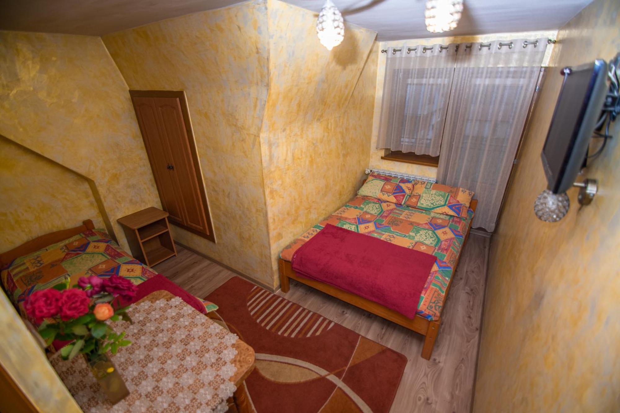 Limba Pod Kotelnica Bezposrednio Pod Stokami Kotelnicy Bialczanskaiej I Termami Bania Białka Tatrzańska Extérieur photo
